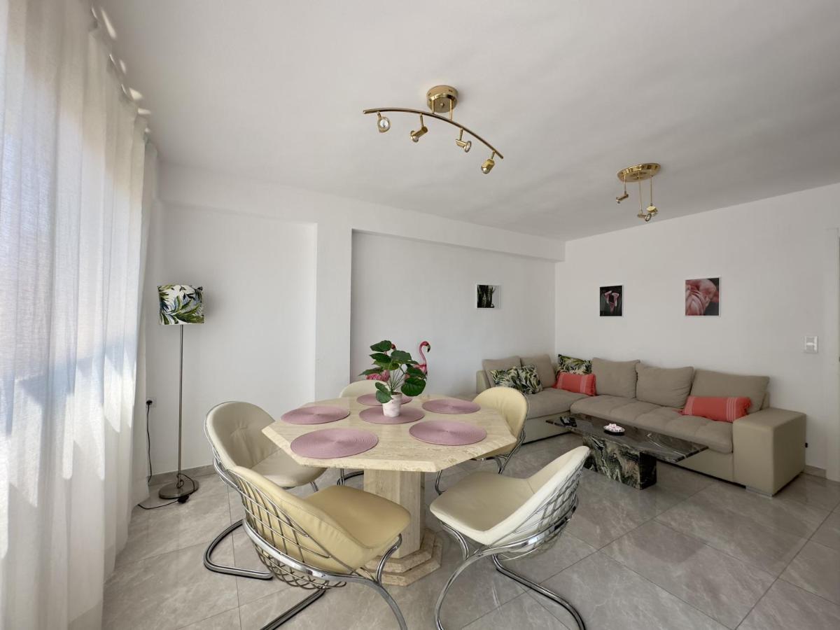 Calanyas Sea View Apartment ベニドルム エクステリア 写真
