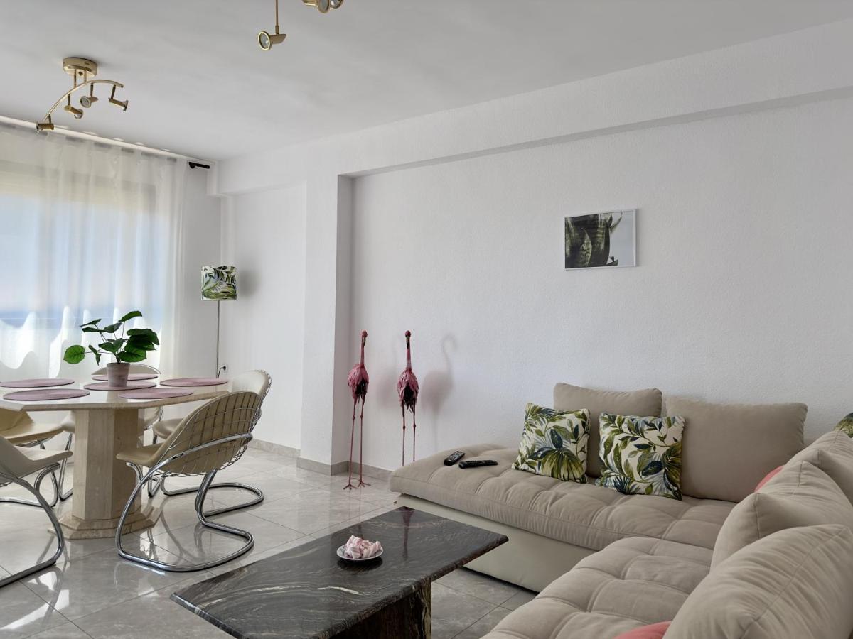 Calanyas Sea View Apartment ベニドルム エクステリア 写真
